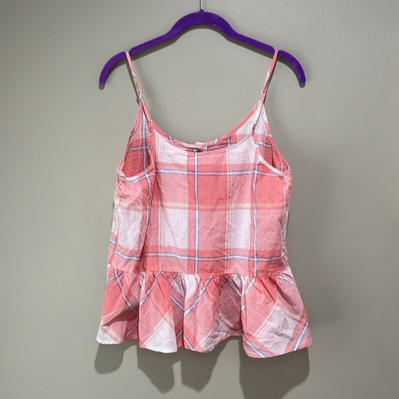 🎃3 for $10 Old Navy plaid peplum tank - Picture 3 of 3